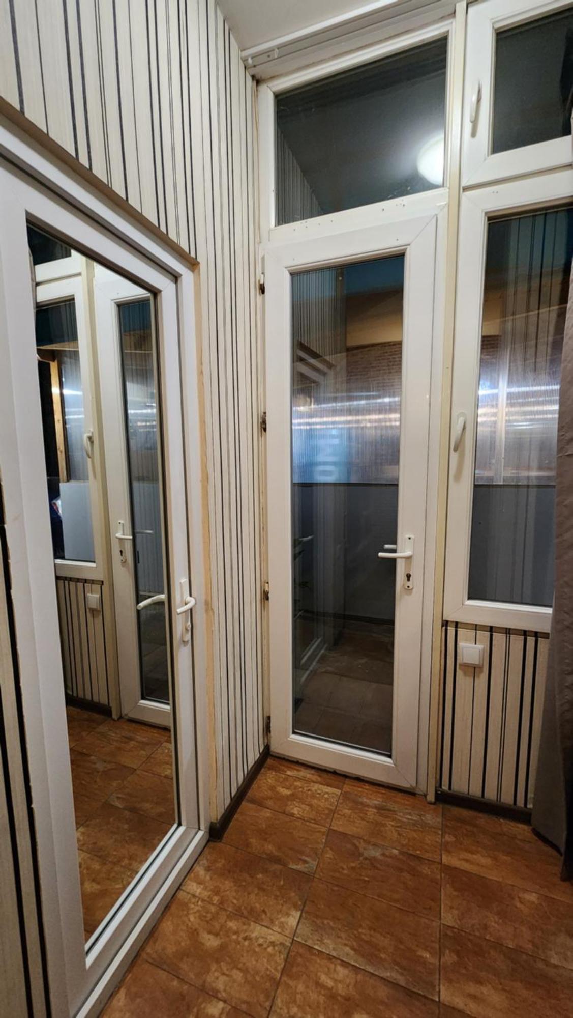 Gallary Hostel Tbilisi Buitenkant foto