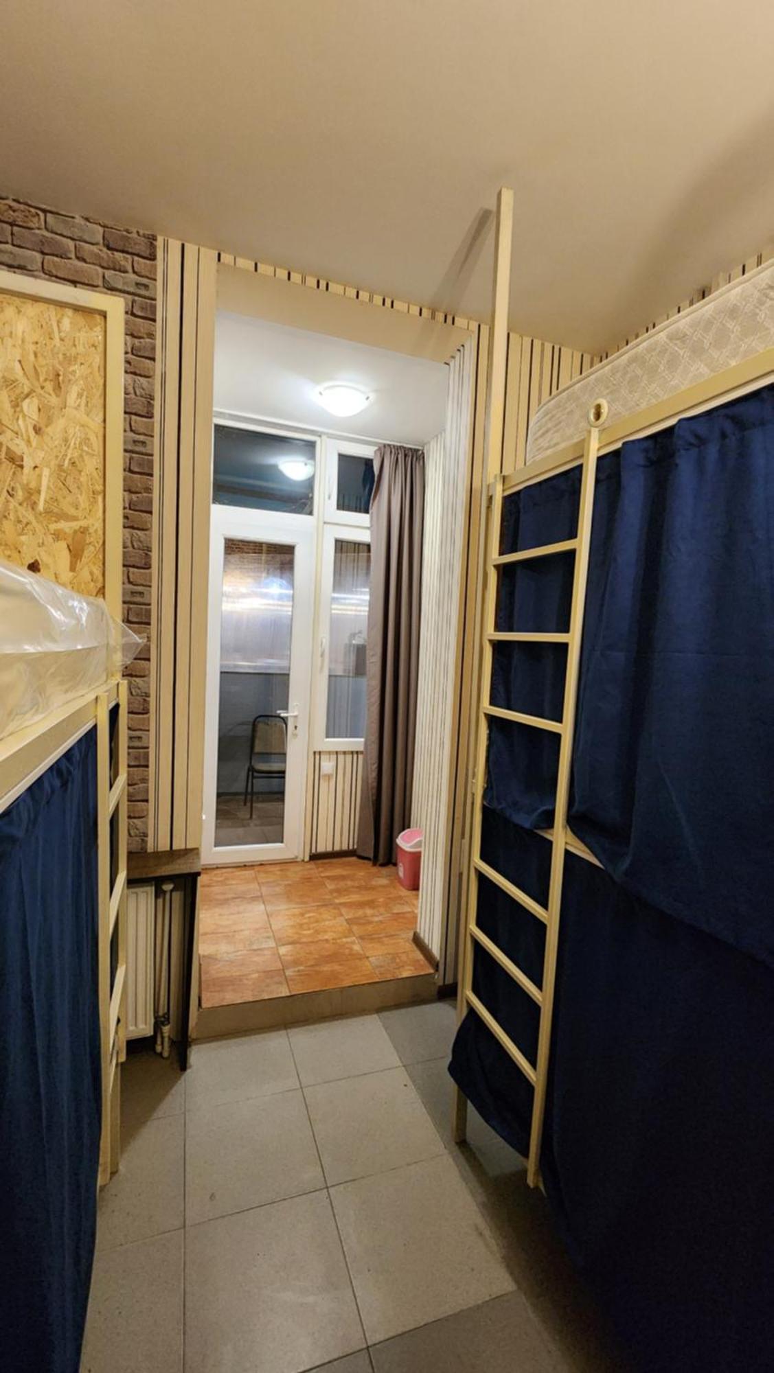 Gallary Hostel Tbilisi Buitenkant foto